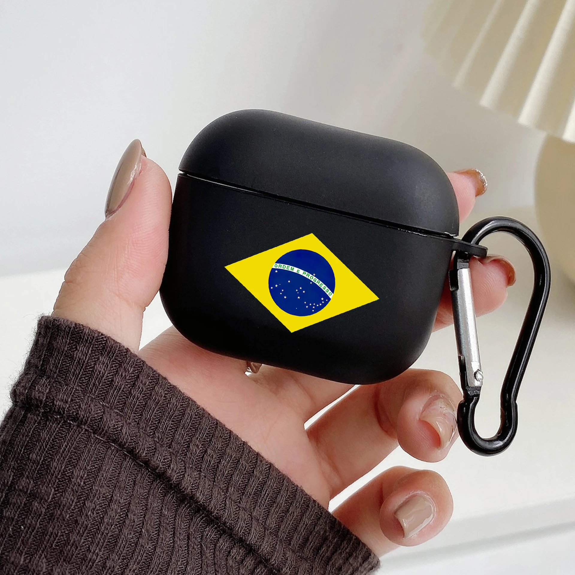 ブラジルの国旗が付いた交換用シェル,サッカーフック付き,airpod pro 3 pro2用のシリコンケース,黒