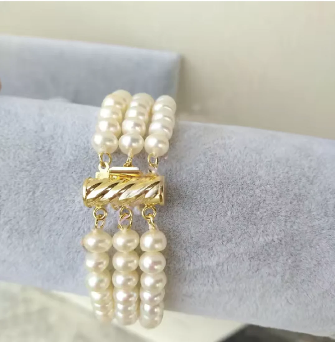 

Fine Jewelry Precious Elegant Triple Strand 8-9mm Akoya Round White Pearl Bracelet 7.5-8"