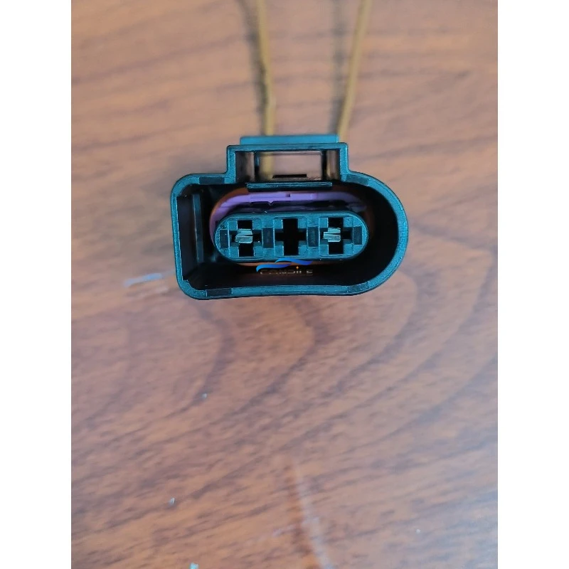1pc for Benz BMW VOLVO Auxiliary Kettle Water Level Sensor Plug Harness Connector 3-Hole 2-Wire