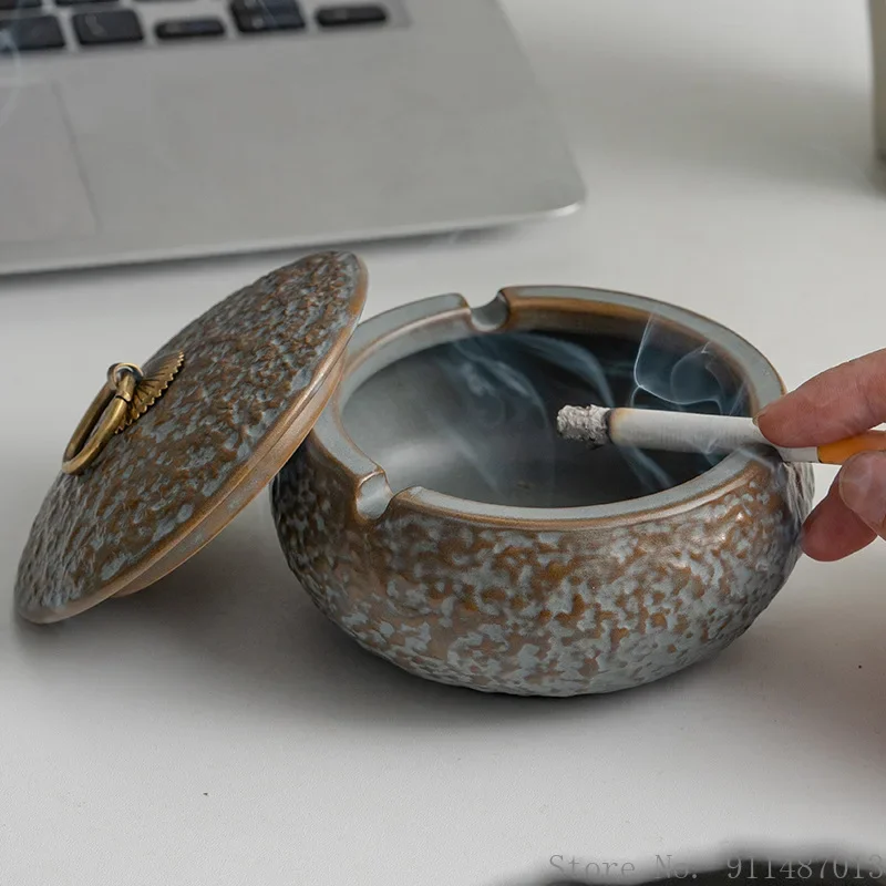 

Креативные винтажные высококачественные пепельницы с крышкой, керамические пепельницы для дома, гостиной, офиса, предотвращающие летающую пепельницу, 1 шт.