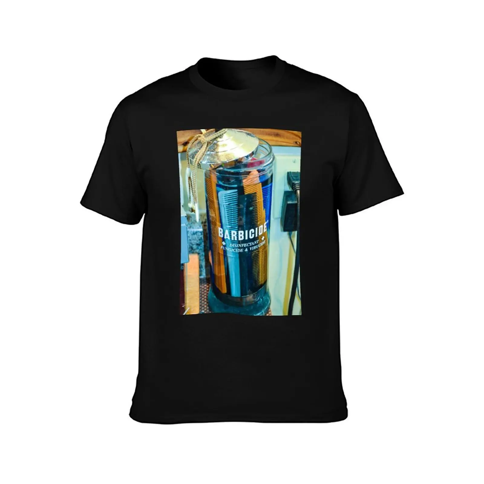 Barbershop Combs in Barbicide Jar T-Shirt Plus Size Loose Short Sleeve Top T-Shirt