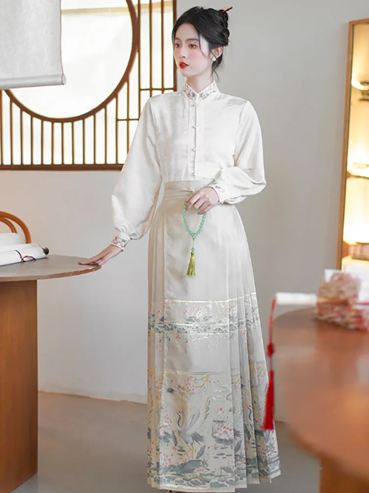 Ming Dynasty Hanfu Horse Face Skirt Women Pleats Skirt Beige Shirt+Skirt Sets Chinese Style Embroidery Weaving Gold Hanfu Skirt