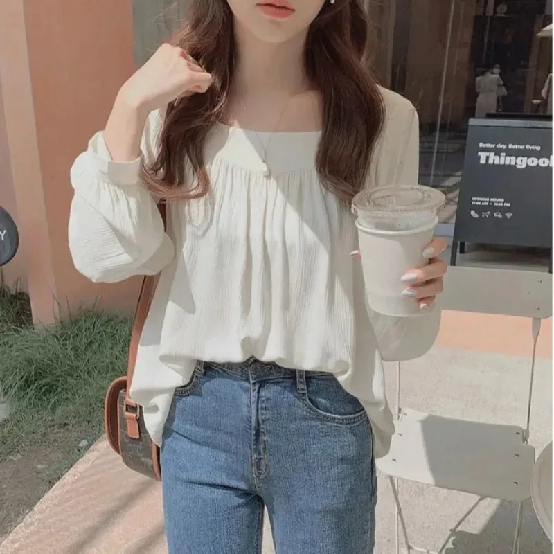 

Stylish Vintage Sweet Young Looking Women's Chiffon Shirt Spring Summer New Design Loose Square Collar Top Fashionable Bubble