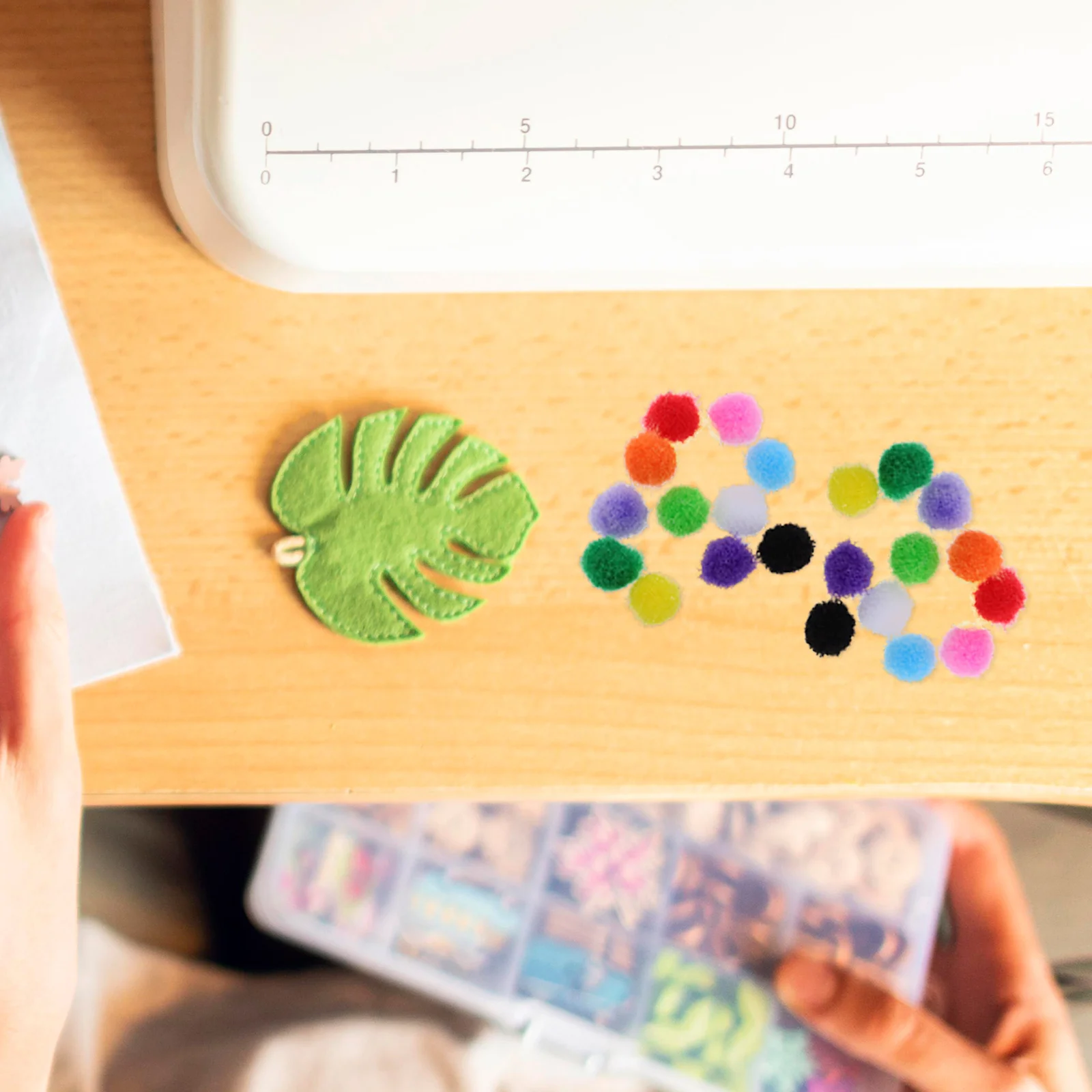 

2000Pcs Pom Poms for Crafts 8Mm Colorful Mini Craft Balls Small Decorative Pompoms for DIY Projects Holiday Decorations