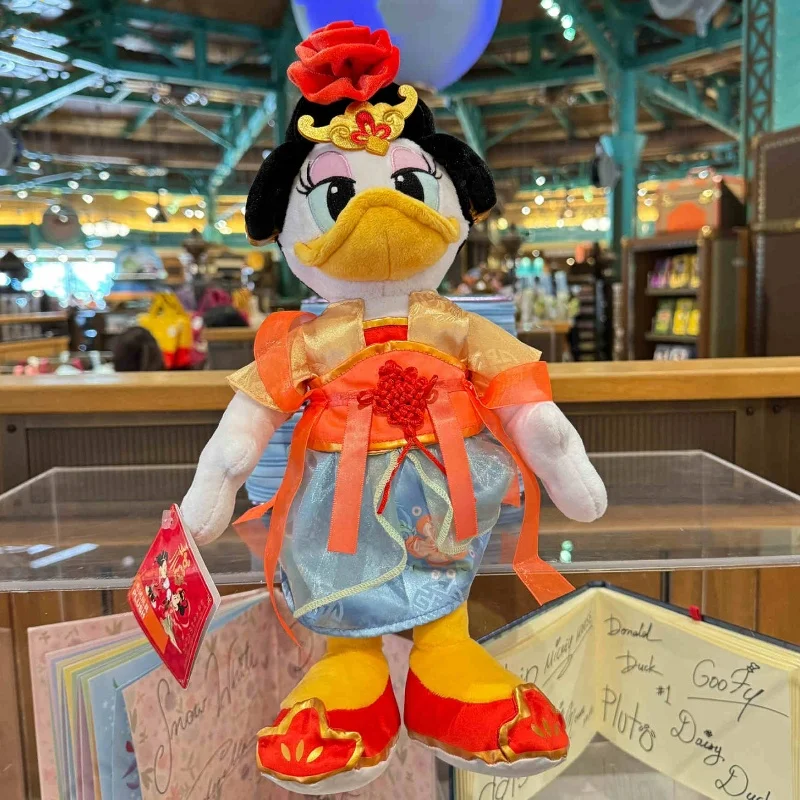 Shanghai Disneyland 2025 Chinese New Year Mickey and Minnie Mouse and Duck Plush Toy Dolls, New Year's Gift and Souvenir