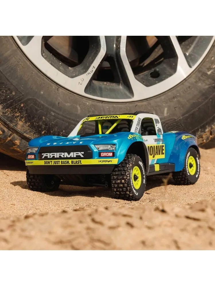 شاحنة RC Mojave GROM 4x4 شاحنة صحراوية ذكية صغيرة الحجم، RTR (مع بطارية وشاحن متضمن) أزرق/أبيض ARA2104T2 #3