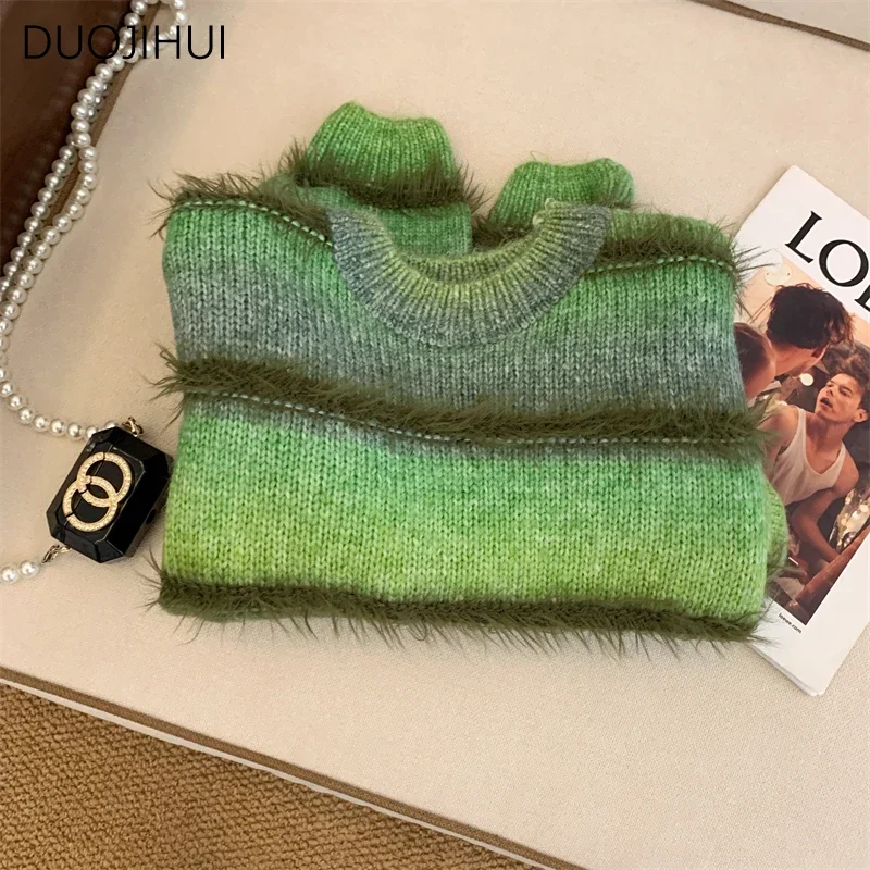 DUOJIHUI Green Classic Striped Simple Casual Female Pullovers Winter Basic O-neck Fashion Contrast Color Sweater Women Pullovers