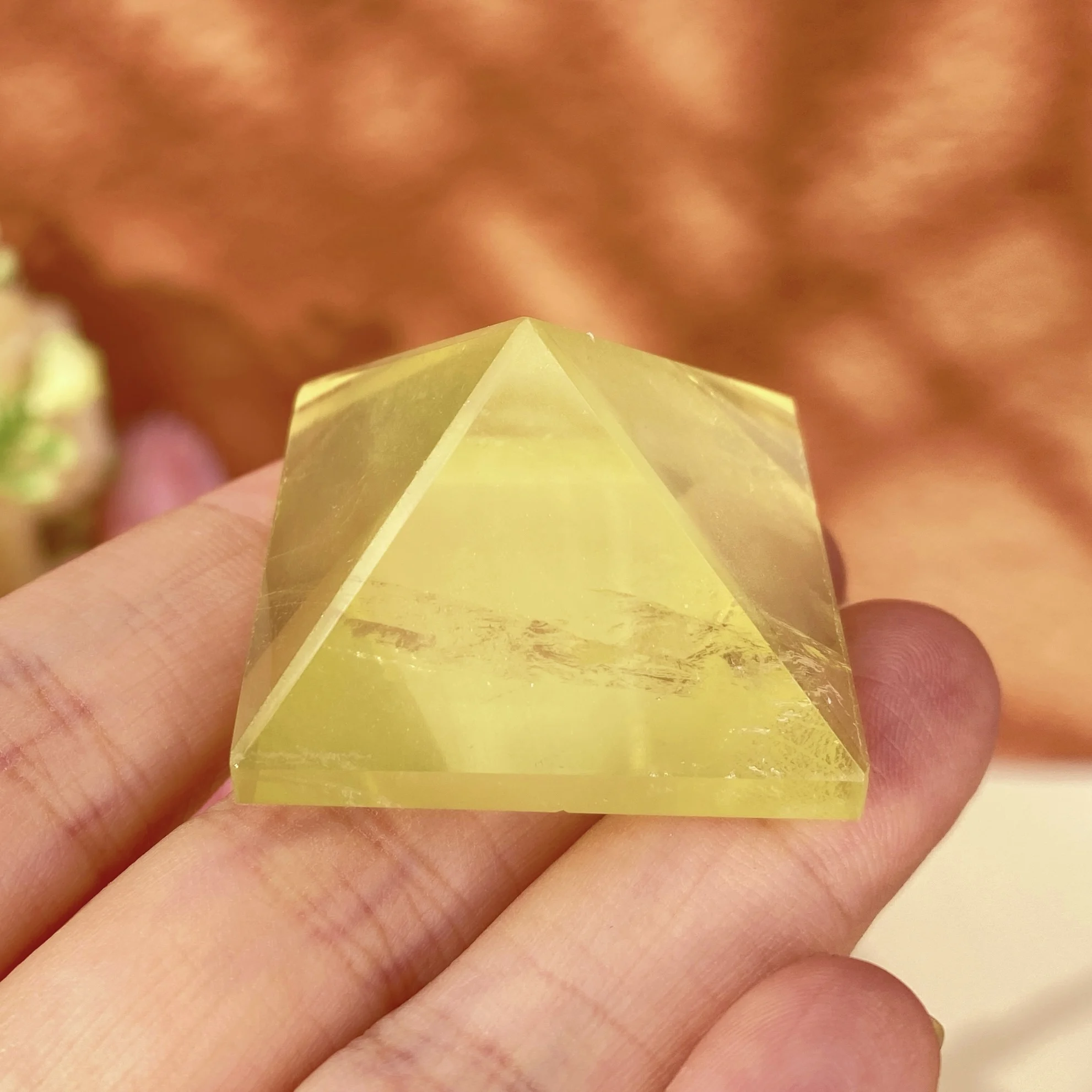Random 1PC High Quality Natural Citrine Pyramid,Men Gift,Women Gift,Scene Decoration,Table Decoration.