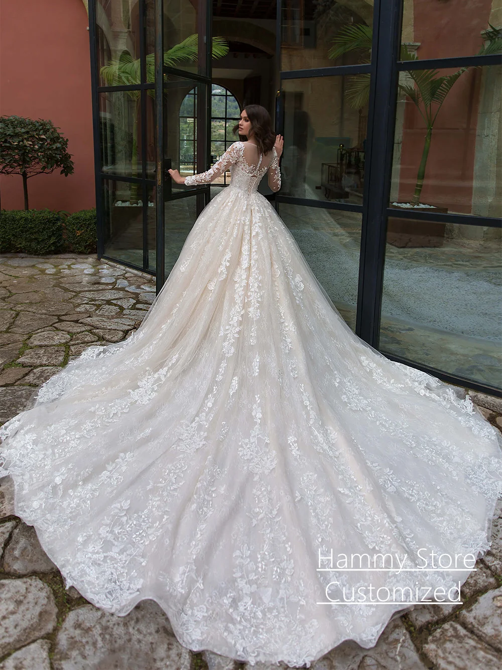 Gorgeous Lace Wedding Dress High Quality Customized Full Sleeves Scoop Neck Beading Applique Long Train Bride Bridal Gown