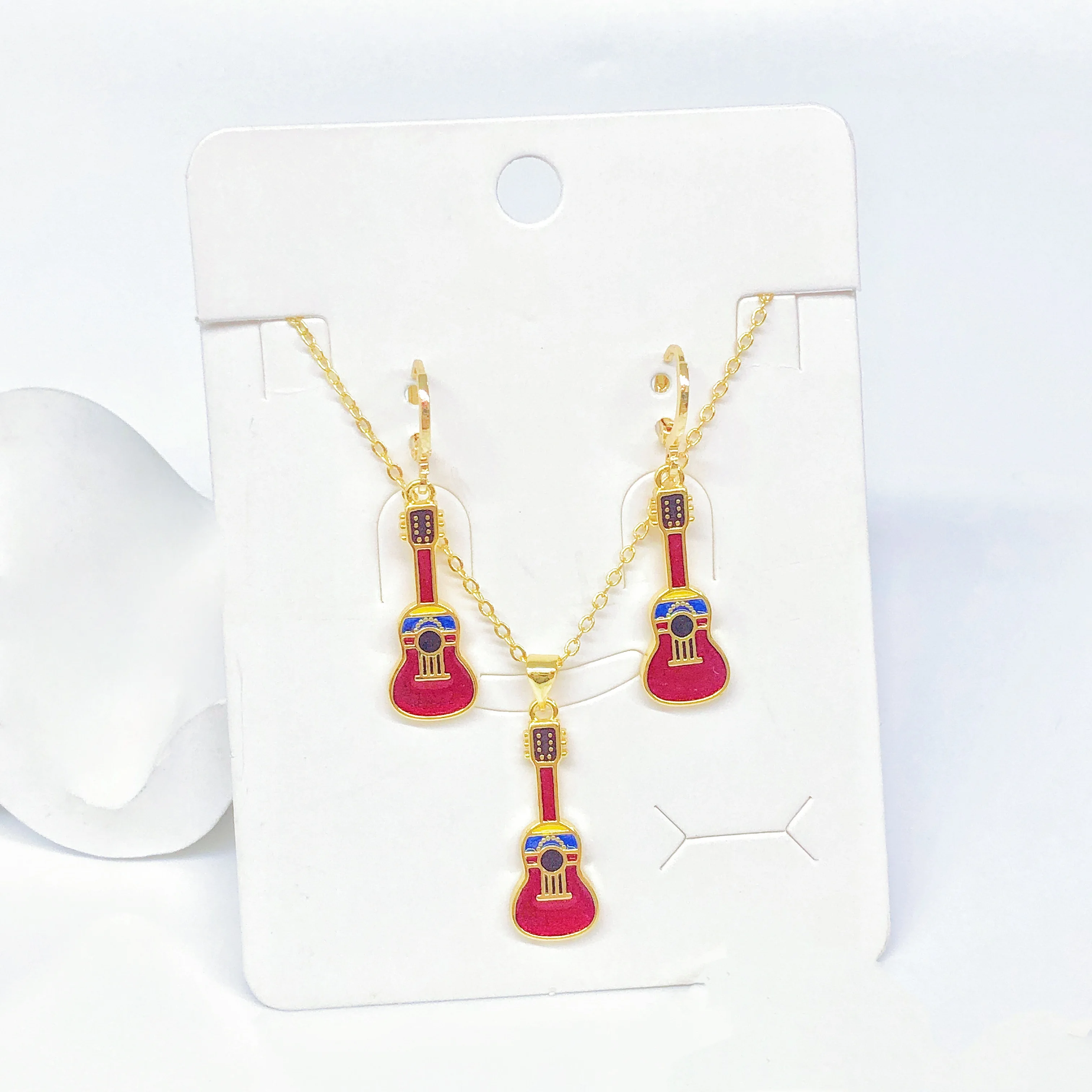 Bestseller Venezuela Flagge Gitarre Papagei VZLA Buchstaben Herz Schmuckset Halskette Ohrringe für Frauen Mode Täglicher Party-Schmuck Geschenk