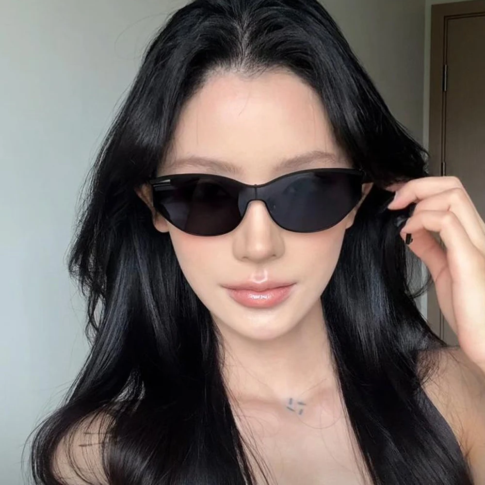 

2025 New Y2K Fashion Metal Cat Eye Sunglasses for Women Brand Summer Outdoor Sun Glasses Female Punk Oculos De Sol UV400