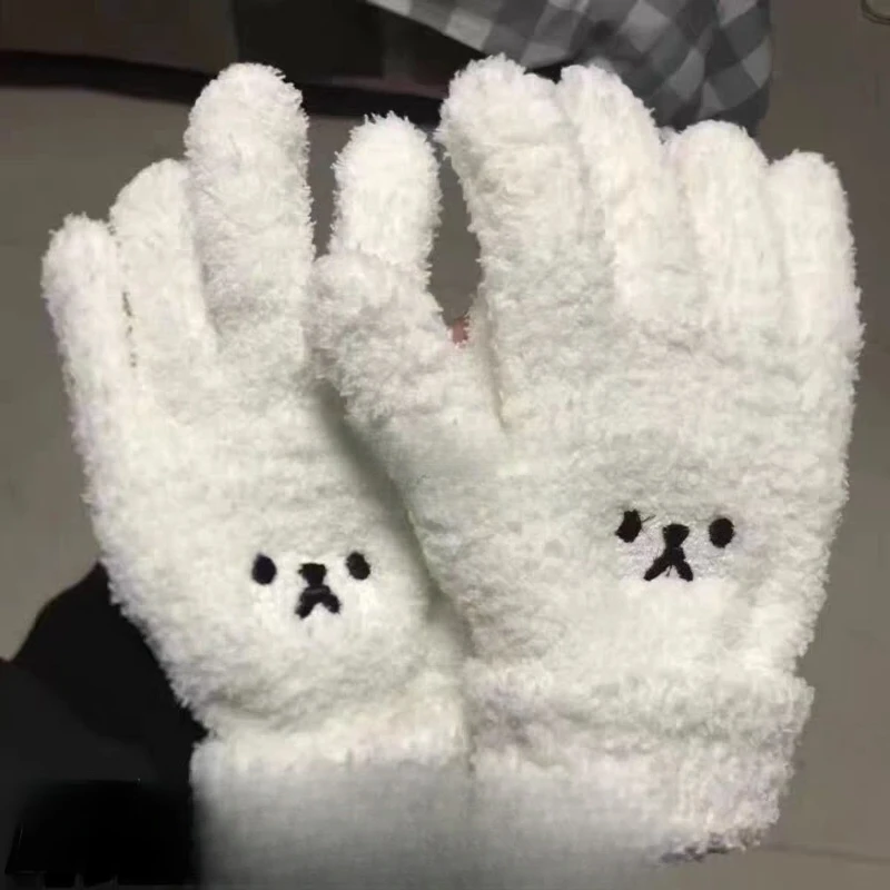 

New cartoon teddy bear with cute smiling face and thick velvet gloves for warmth, wind and cold protection in winter