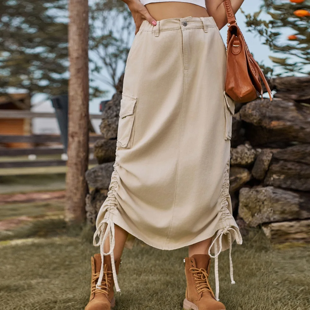 

Women Denim Cargo Skirt Elastic Waist Back Split Side Bandage Jean Skirt with Y2K Flap Pockets All Seasons Skirt Green Skin