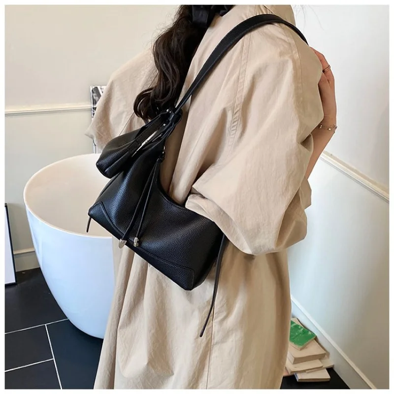 

Elegant Leather Crossbody Bag Messenger Bag For Women, Ladies Handbag Shoulder Bag Tote Bag Luxury Brand Designer