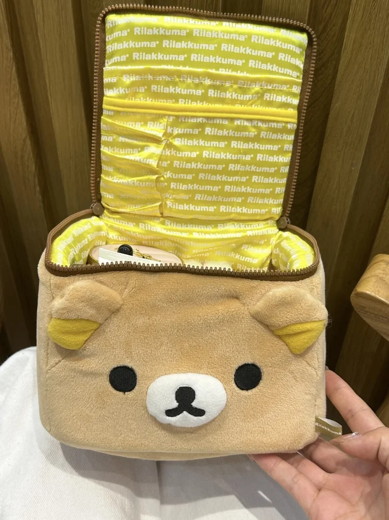 2025 Nuovo Rilakkuma Borsa per trucco 3D portatile di grande capacità Scatola di immagazzinaggio quadrata Borsa per trucco Custodia per desktop Regalo di compleanno