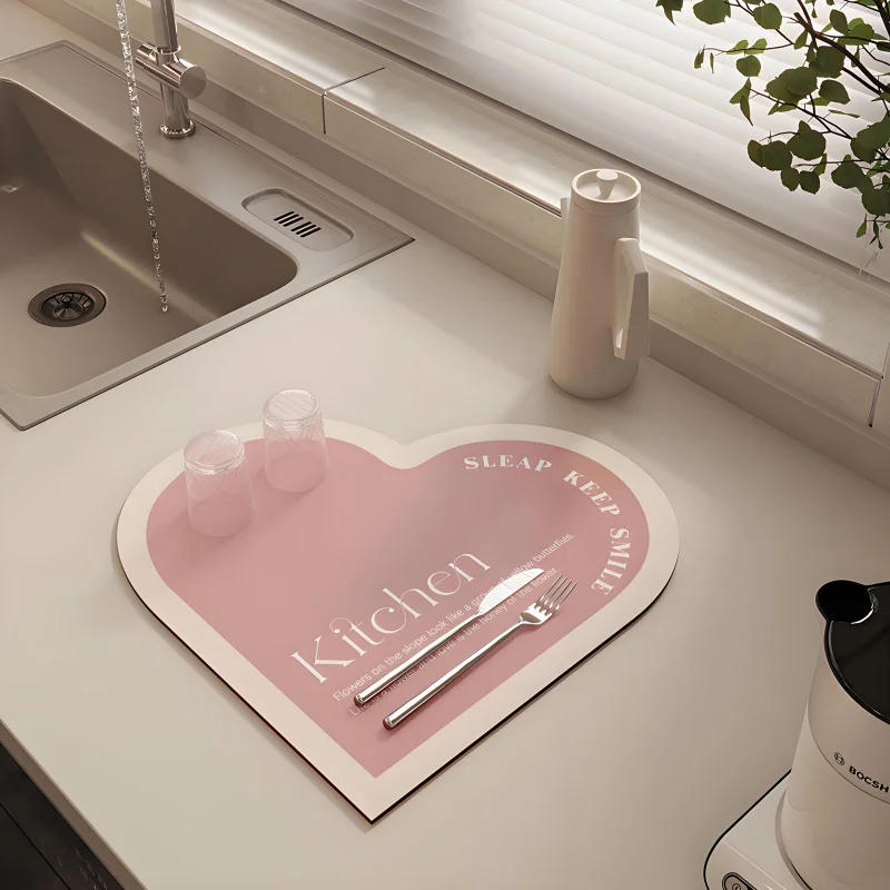 Cream Creamy Heart-Shaped Kitchen Countertop Drain Mat Home Kitchen Bowl and Dish Drying Mat No-Wash Diatomaceous Earth Absorbe
