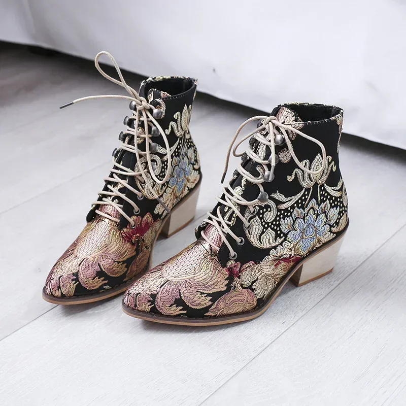 Ethnic Ladies Boots 2024 Spring Winter Embroidery Pointed-toe Platform Heels Ladies Fashion Ankle Boots for Women Botas De Mujer