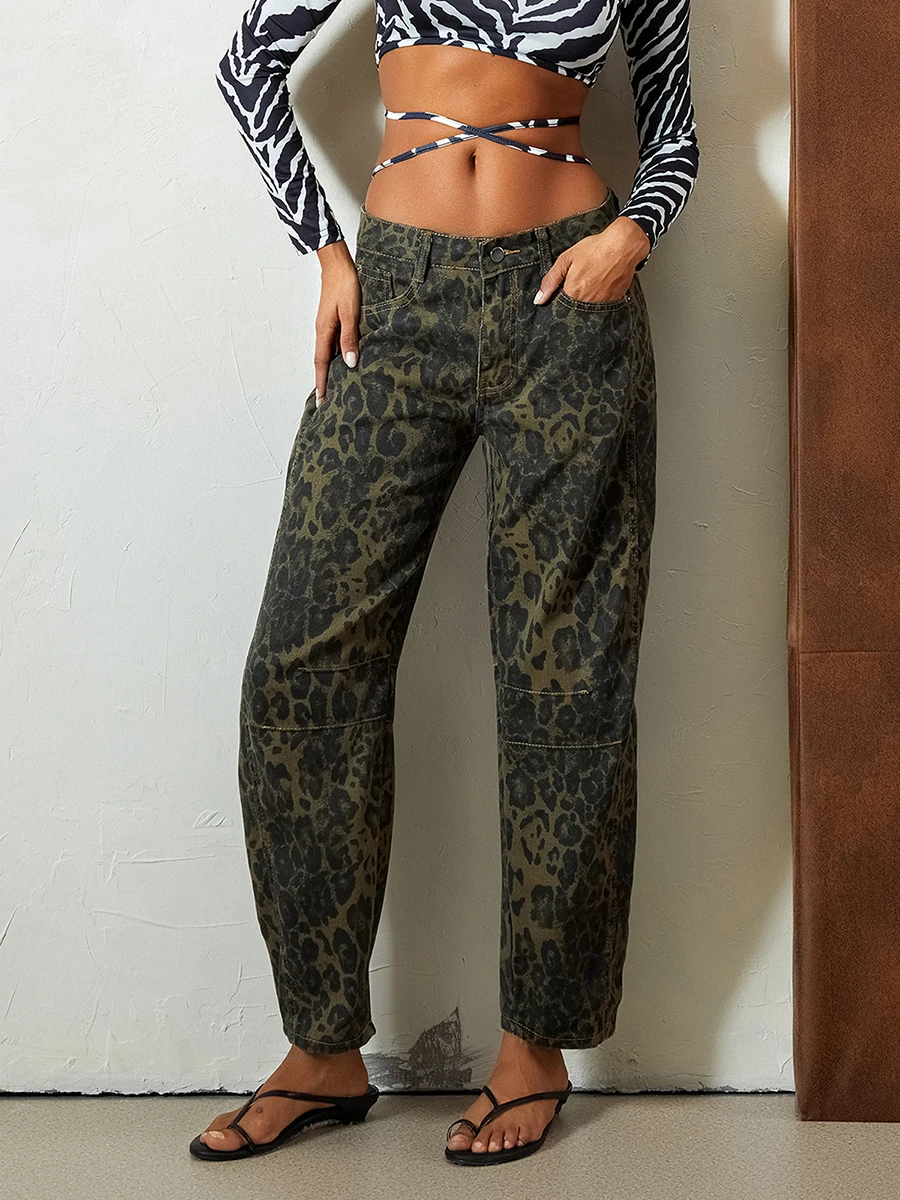 Leopard Barrel Jeans Women Cheetah Print Baggy Boyfriend Jeans Pants Vintage Mid Rise Wide Leg Denim Tapered Jeans