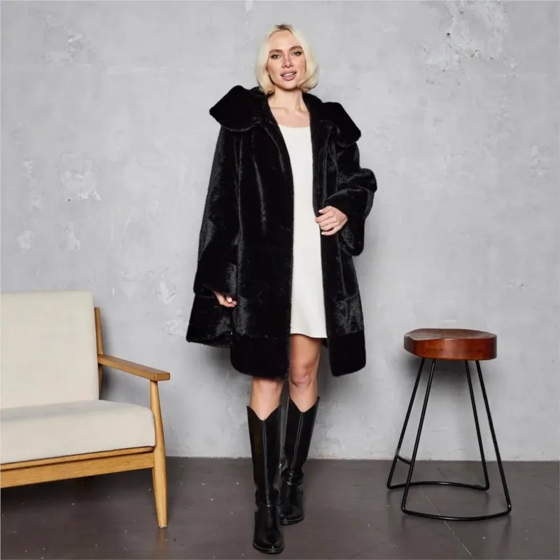معطف فرو صناعي فضفاض مختلط مع ملابس نسائية طويلة بغطاء للرأس #2