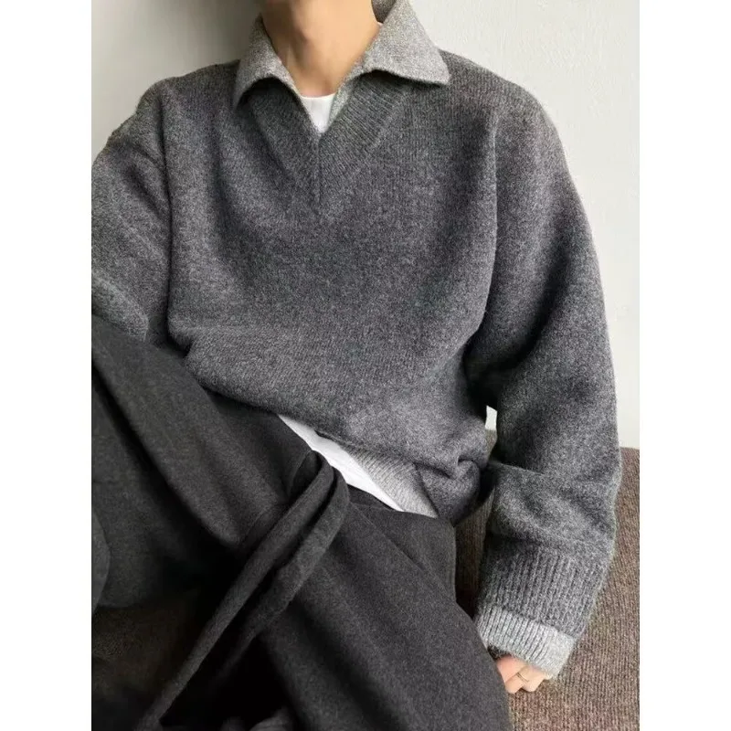 

2026 New Street Grey Retro Fake Two Piece Polo Sweater Men's Winter Lazy Style Premium Thickened V-neck Knitted Base Sweater Y2K