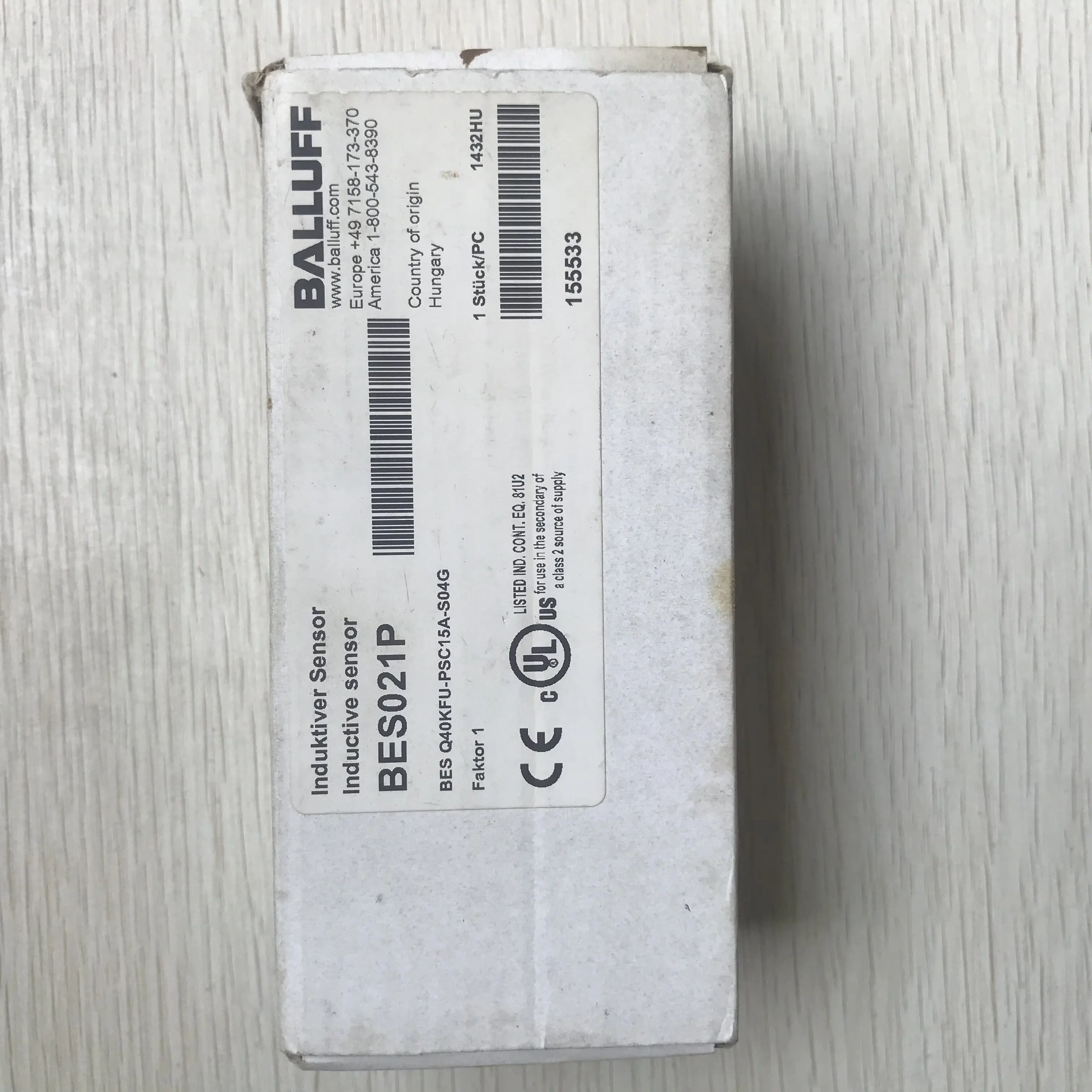 

BES Q40KFU-PSC15A-S04G BES021P в наличии, новый, оригинальный, Balluff, в комплекте.