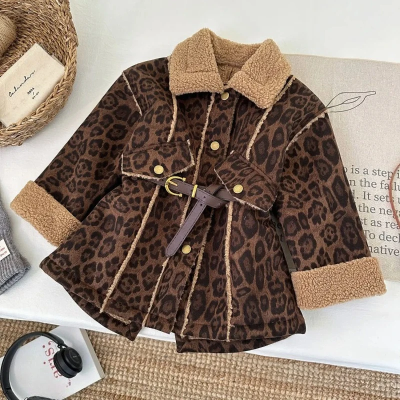 

Зимнее леопардовое пальто для маленьких девочек, теплые длинные пальто из искусственного меха для детей, модные крутые топы, детская одежда, утепленная одежда