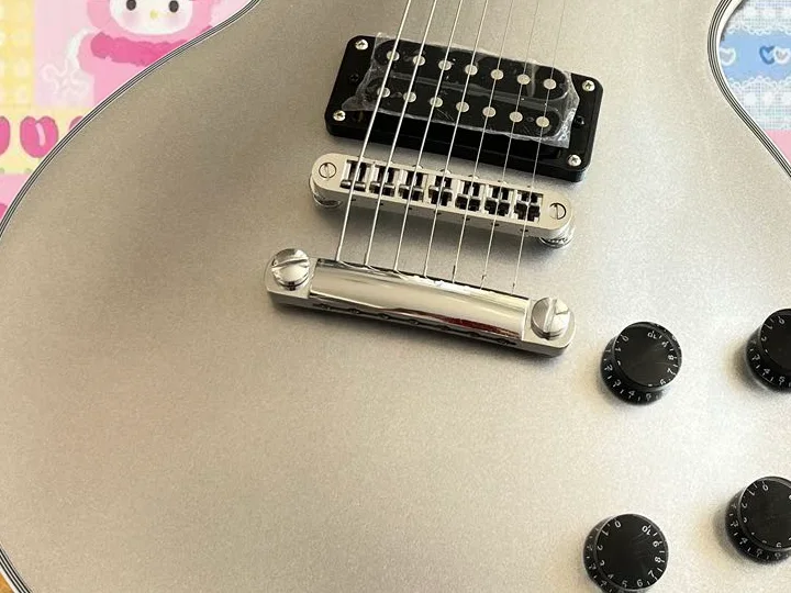 Electric guitar can be customized, factory price classic style, multiple styles, G7， free fast delivery