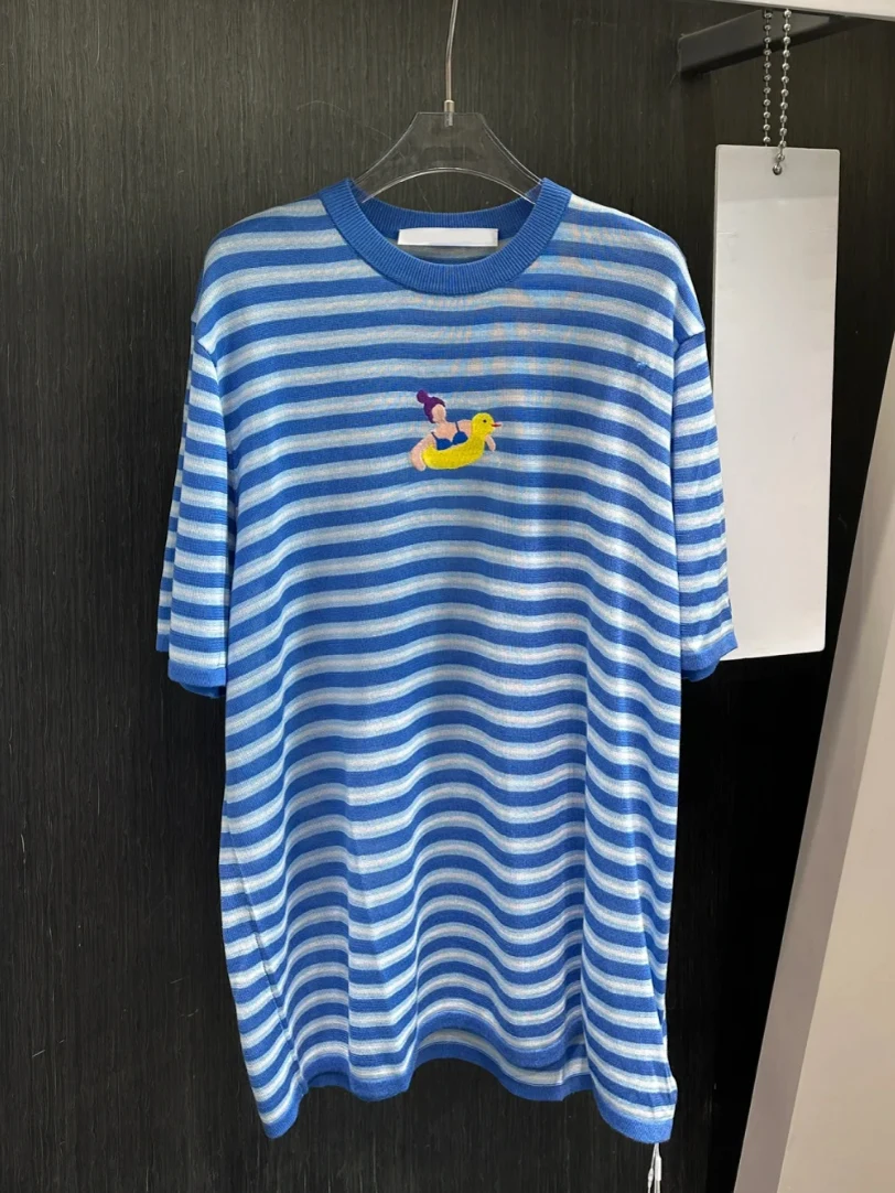 

HEIDD Retro Blue Striped Knitted ort Sve T-irt Women's Casual Summer Top Moisture ng round Ne mid Length