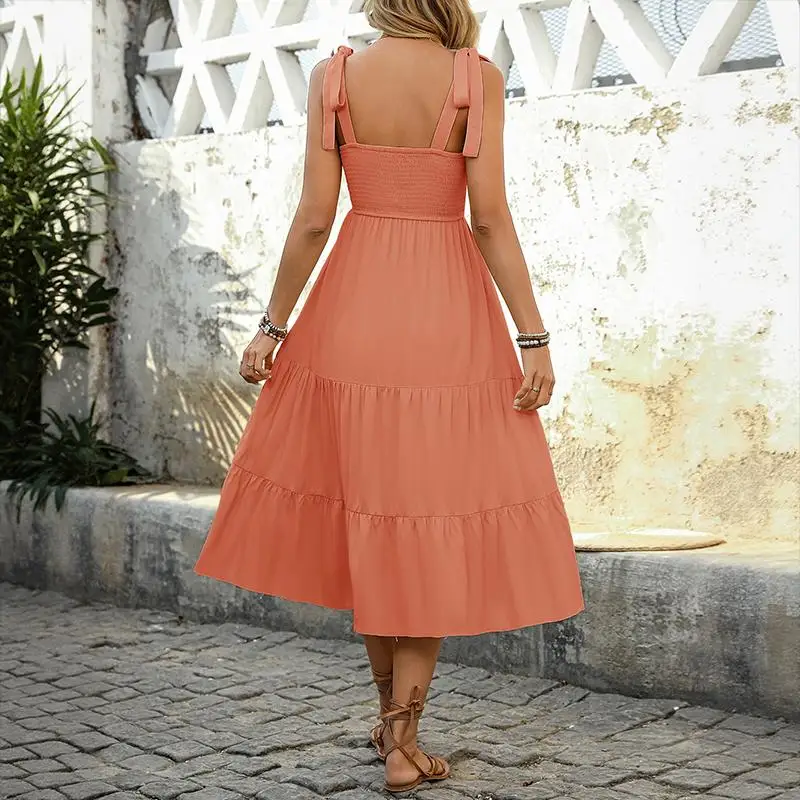 เดรสสายเดี่ยวปักลายสไตล์โบฮีเมียนสำหรับผู้หญิง เดรสยาวปานกลางทรงระบาย เหมาะสำหรับวันหยุดพักผ่อนฤดูร้อน งานปาร์ตี้ลำลอง สไตล์ชาติพันธุ์ ทรงเข้ารูป