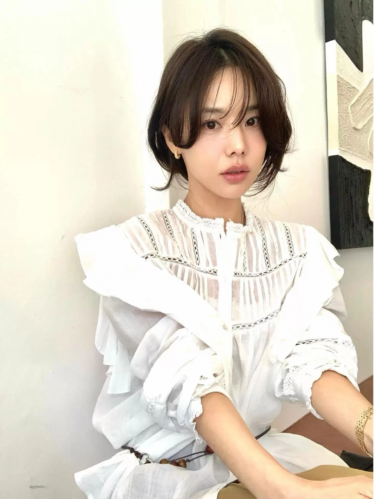 

Женская блузка Dongda Gate с длинным рукавом, кружевной вышивкой, дизайном «Нежный ветер», на пуговицах, с круглым вырезом, свободного кроя, Весна 2026