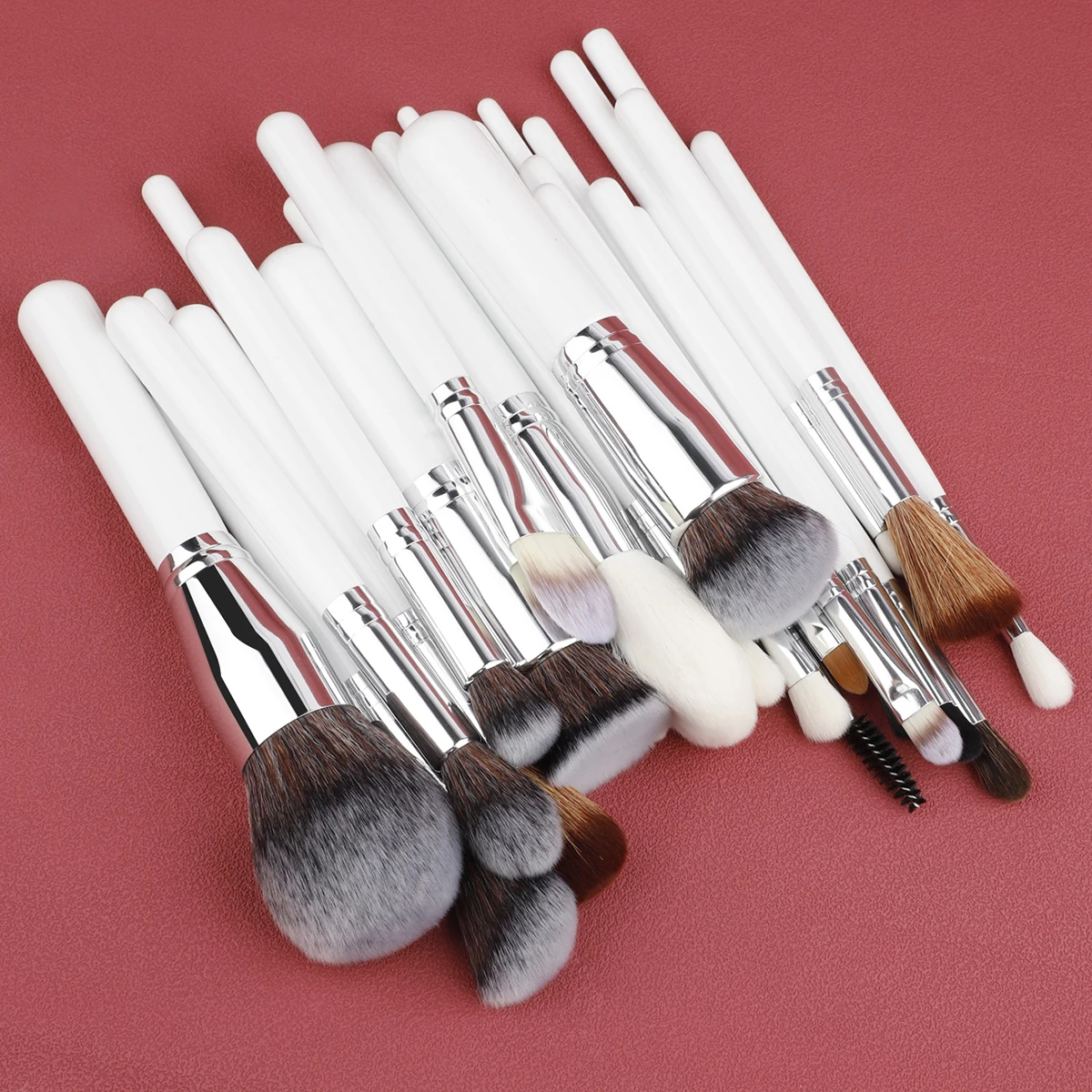 30개 메이크업 브러쉬 세트 직각 눈 윤곽 블렌딩 브러쉬를 사용하는 전문 아티스트 고품질 흰색 브러쉬 맞춤형