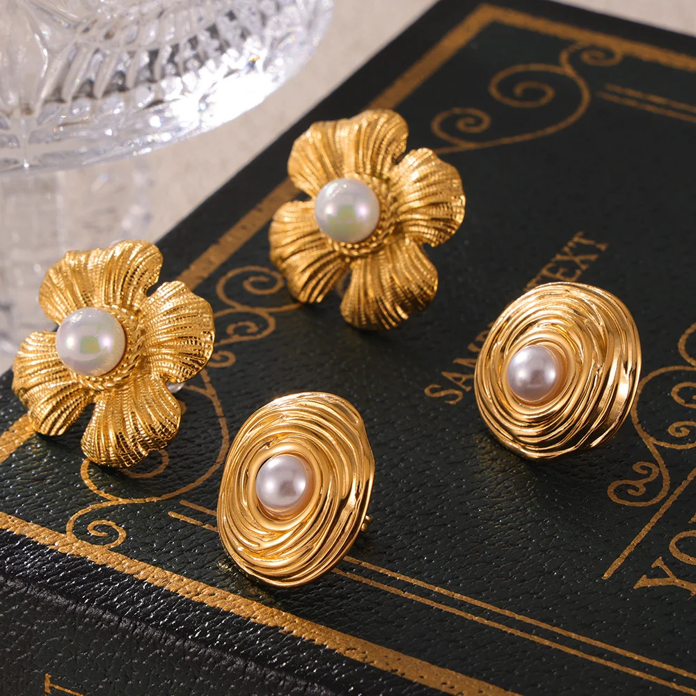 Retro Titanium Steel Earrings Gold Color Petal Shape Earrings Pearl Women\'s Drop Earrings Trendy Jewelry Accessories