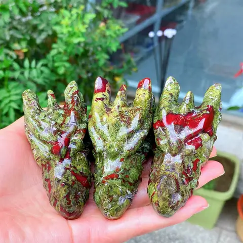 1pc Dragon Blood Stone Dragon Head, Natural Stone Material, DIY Home Decor & Gift for Family & Friends, Ideal for New Year