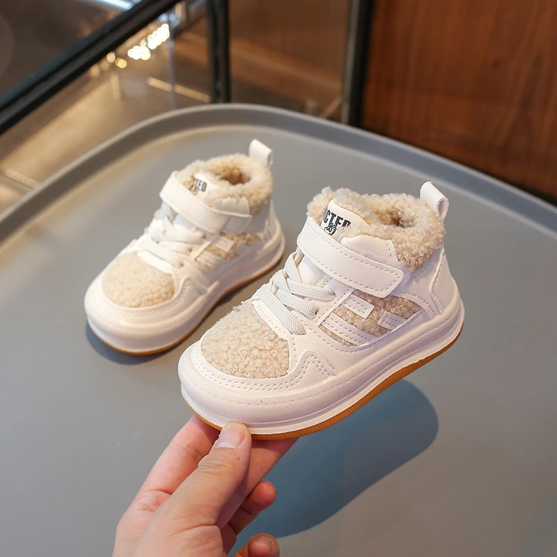 

Kids Short Boots Suede Warm Hook&loop Children Ankle Boots Soft Sole 2025 Winter New Children Fashion Boots Round Toes Non-slip