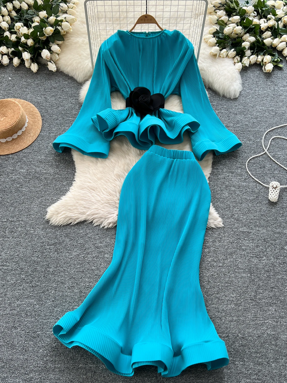 

Women's Faion Design Sense f Skirt with Fi Tail Pleated Bodycon Top Sve Bell Sve Waist Cinch Belt High Waist