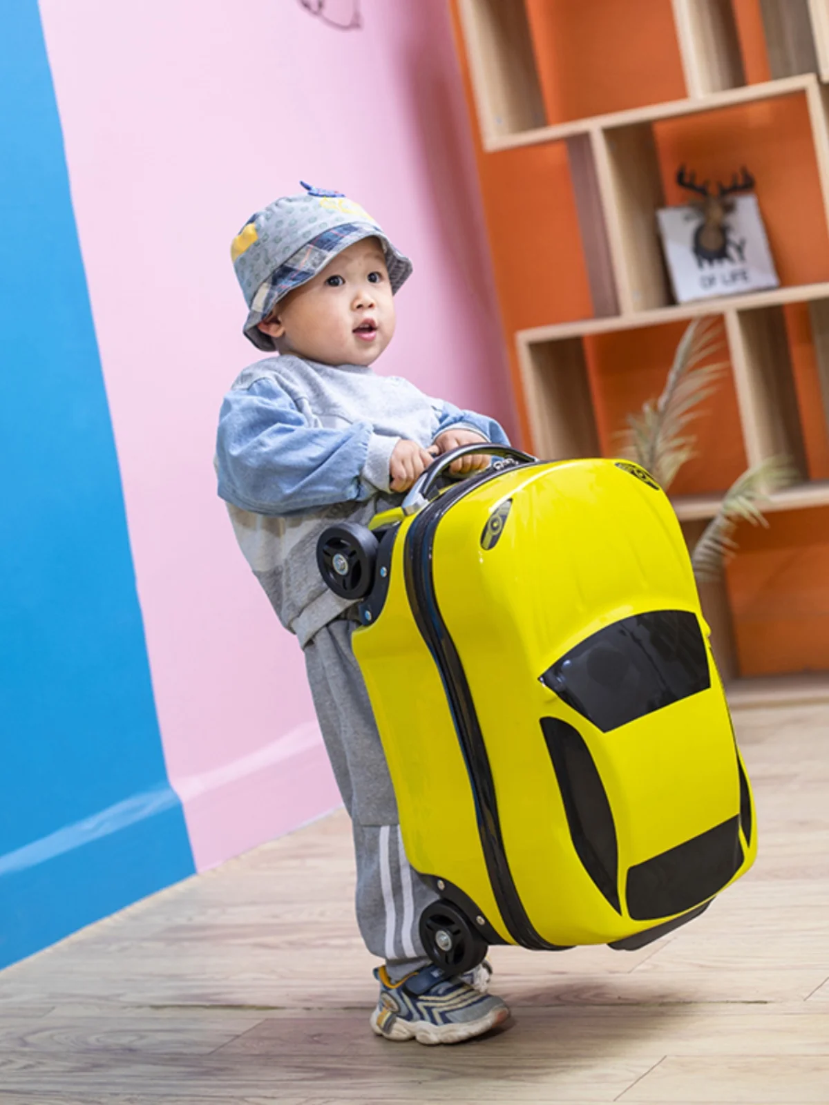 Thumbnail 2 - #35 Latest Kids Suitcases Updates