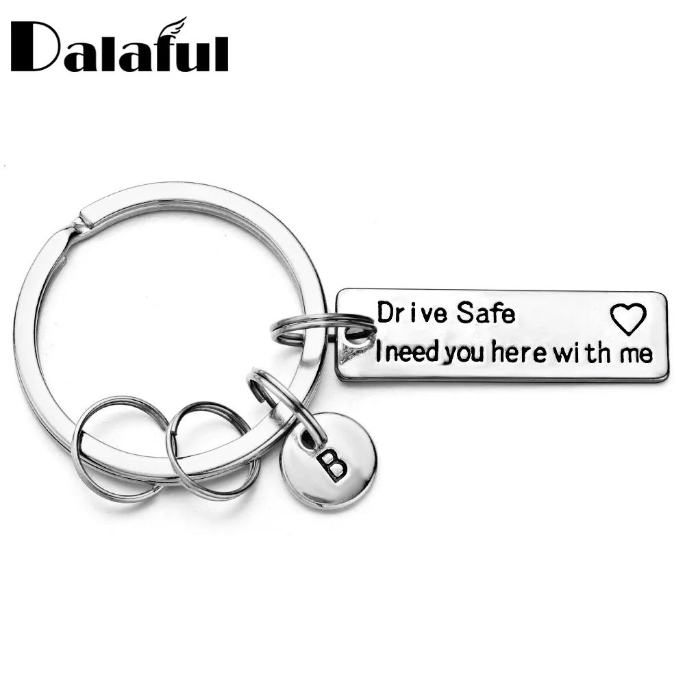 Chic Drive Safe Keychain Engraved Lettering A-Z Letters Keyring Couples Lover Husband Boyfriend Gift For Car P013 New