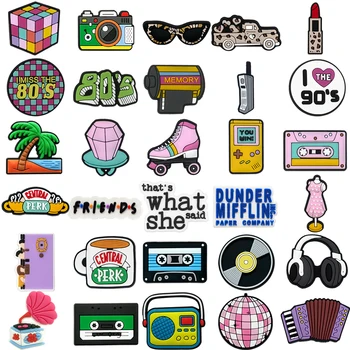 1PCS 향수 시리즈 구두 매력 카메라 80's 테이프 립스틱 구두 액세서리 여성 남성 방해물 버클 장식 토트 백 펜던트