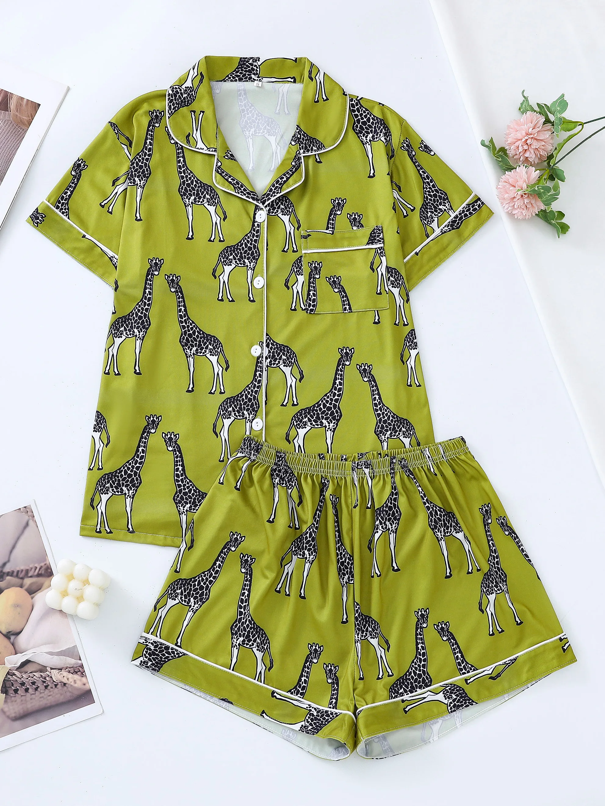 Animal giraffe print pyjama set short-sleeved roll-down button-down top and comfy elasticated shorts loungewear for women