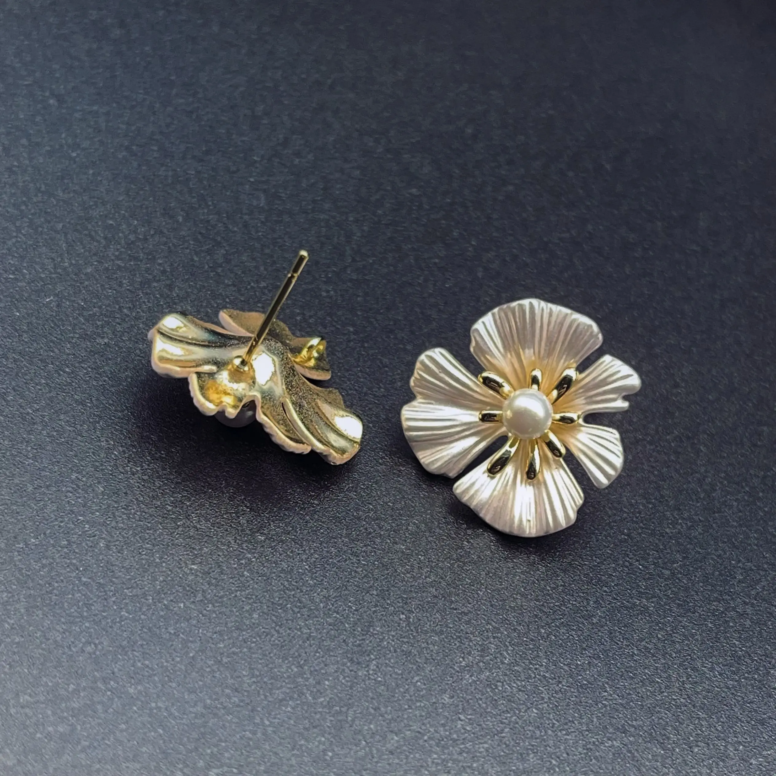 ​Natural freshwater pearl earrings for women S925 Silver Needle stylish elegant flower earrings for women Party luxury jewelry