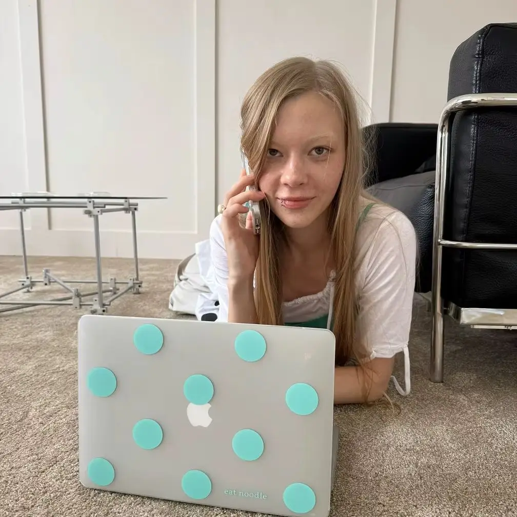 Green White Polka Dots Laptop Case For Macbook Neo 2026 A3404 Air 13 15 M4 M5 A3449 Touch Bar ID Pro 14 A3426 16in A3428 Cover