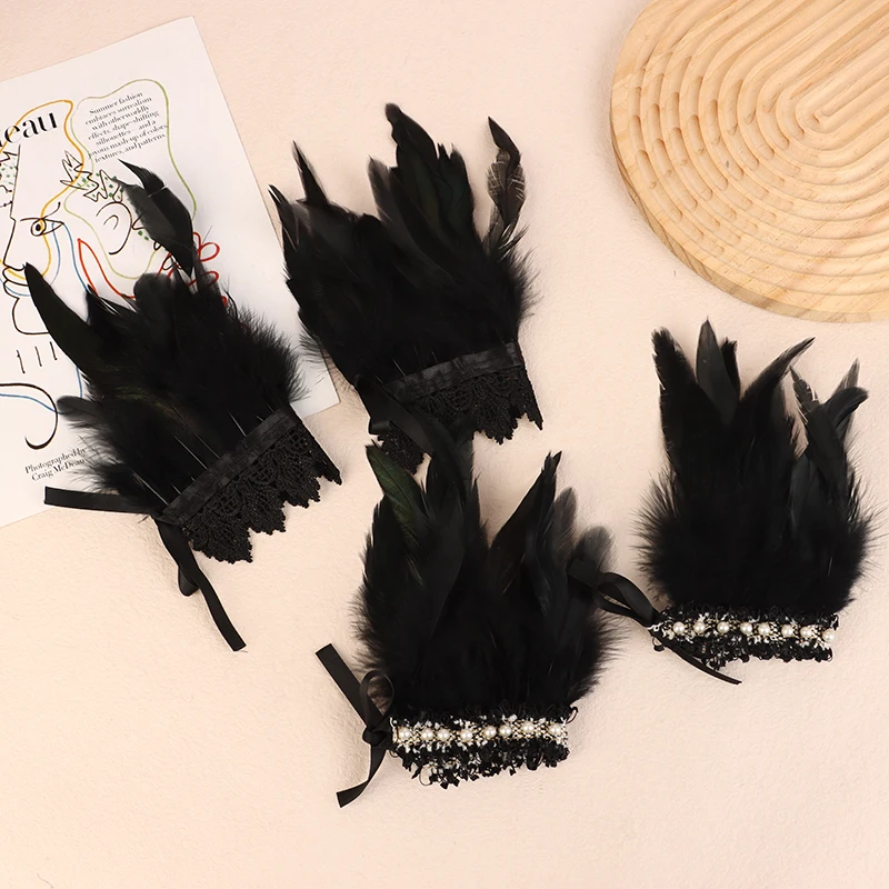 Muñequeras de plumas negras, puños de plumas góticos Punk Retro Vintage para mujer y hombre, fiesta de Halloween, disfraz gótico Rave, accesorio de Cosplay