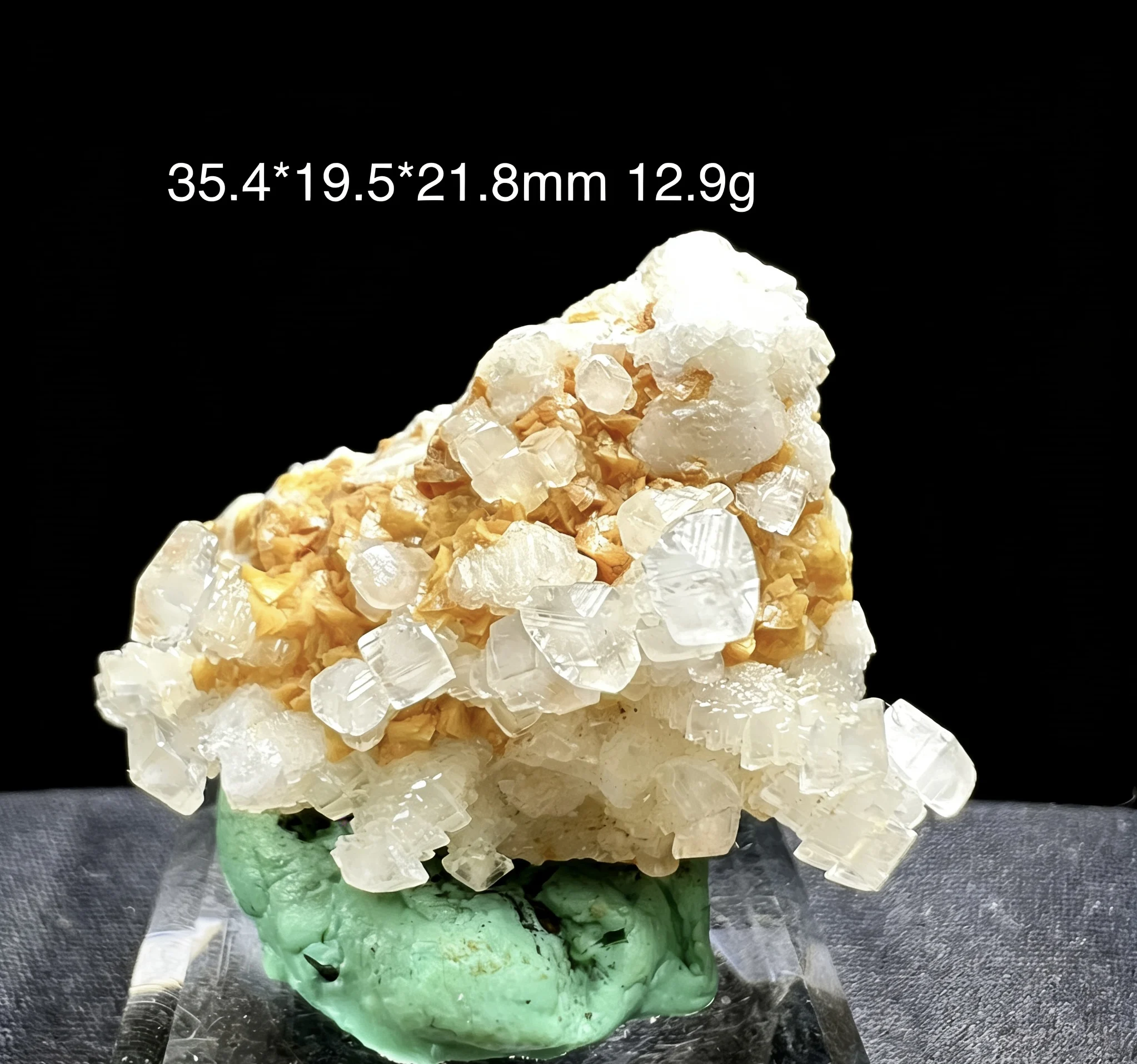 natural rare dolomite and calcite coexisting mineral raw stone crystal specimen for appreciation, collection and display.