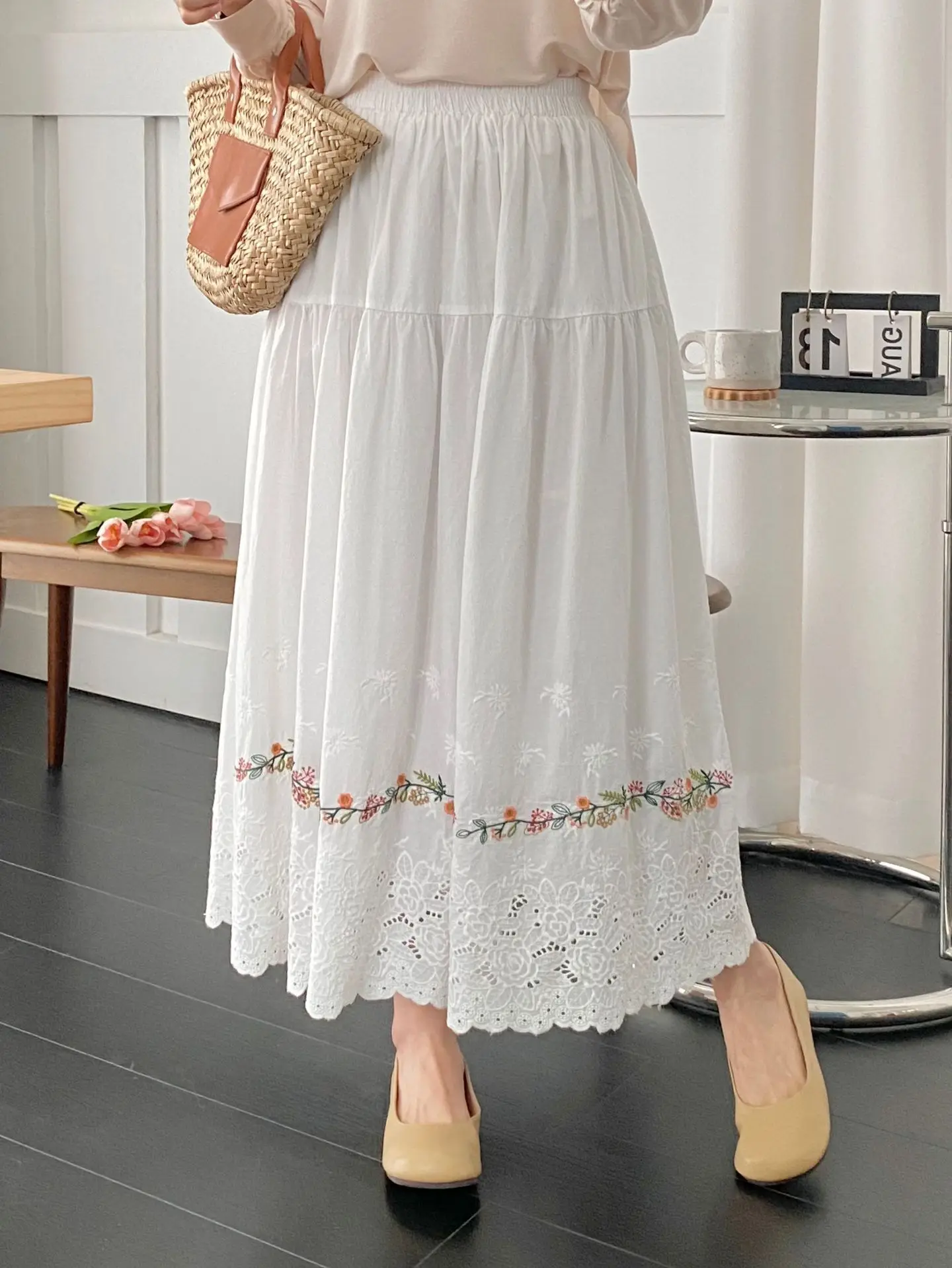 2025 Vintage Bohoกระโปรงผู้หญิงฤดูร้อนเอวยางยืดผ้าฝ้ายBohemianดอกไม้เย็บปักถักร้อยHollow Outกระโปรงยาว