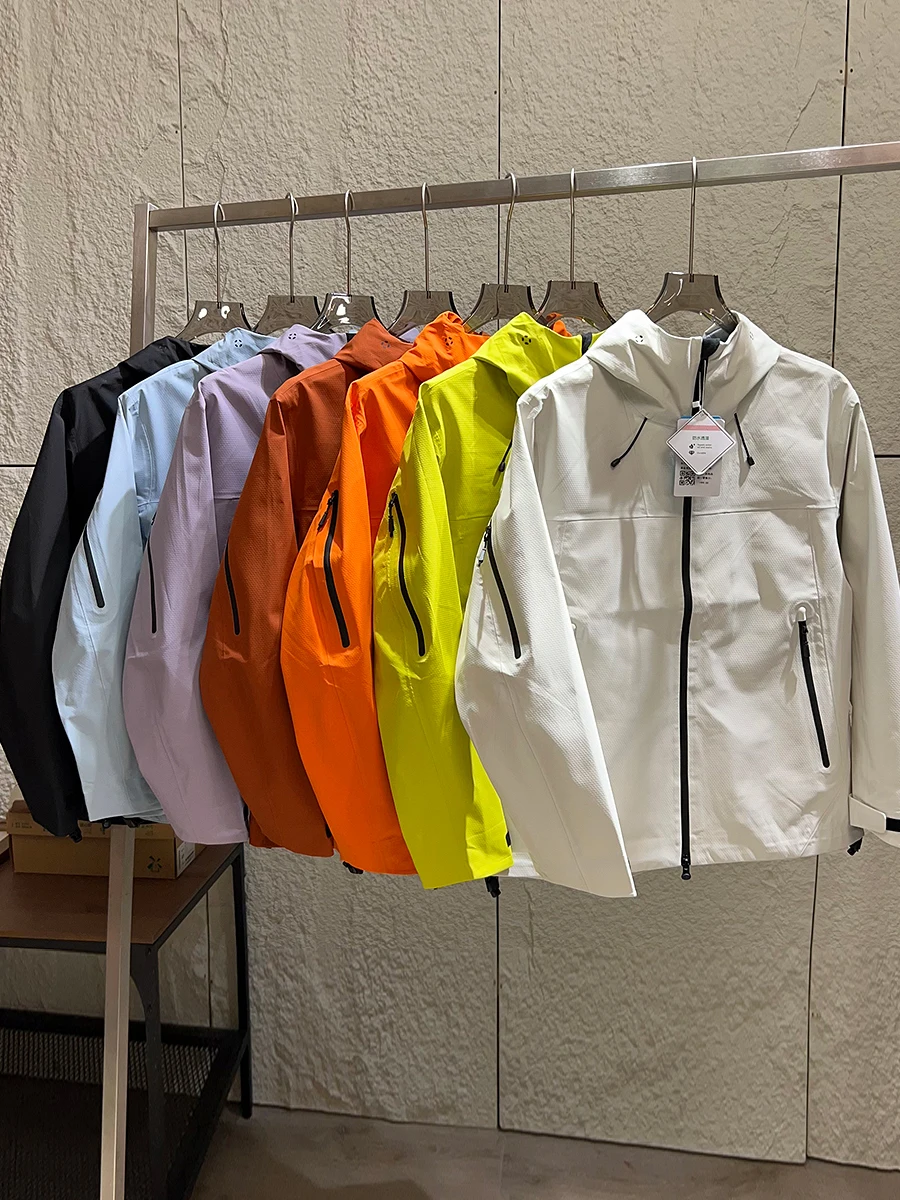 

Outdoor High-End Windproof Waterproof Autumnal Unisex Full-Body Glued Jacket Youth Fashion Polyester Fiber Zipper Closure