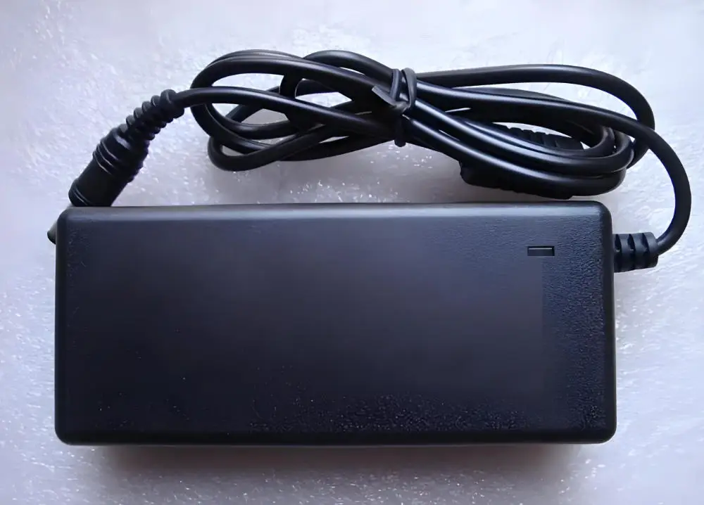 

Зарядное устройство для ноутбука Lenovo Legion Pro 5-16IAH7H 82RF 5i 16IRX9 Gen 9 83DF 7-16IRX8 82WR