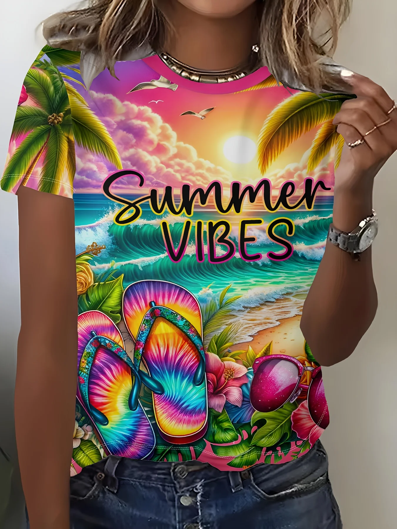 

Яркая женская футболка — принт «Летняя атмосфера», пляжный графический рисунок, тропический закат и шлепанцы, для повседневной носки