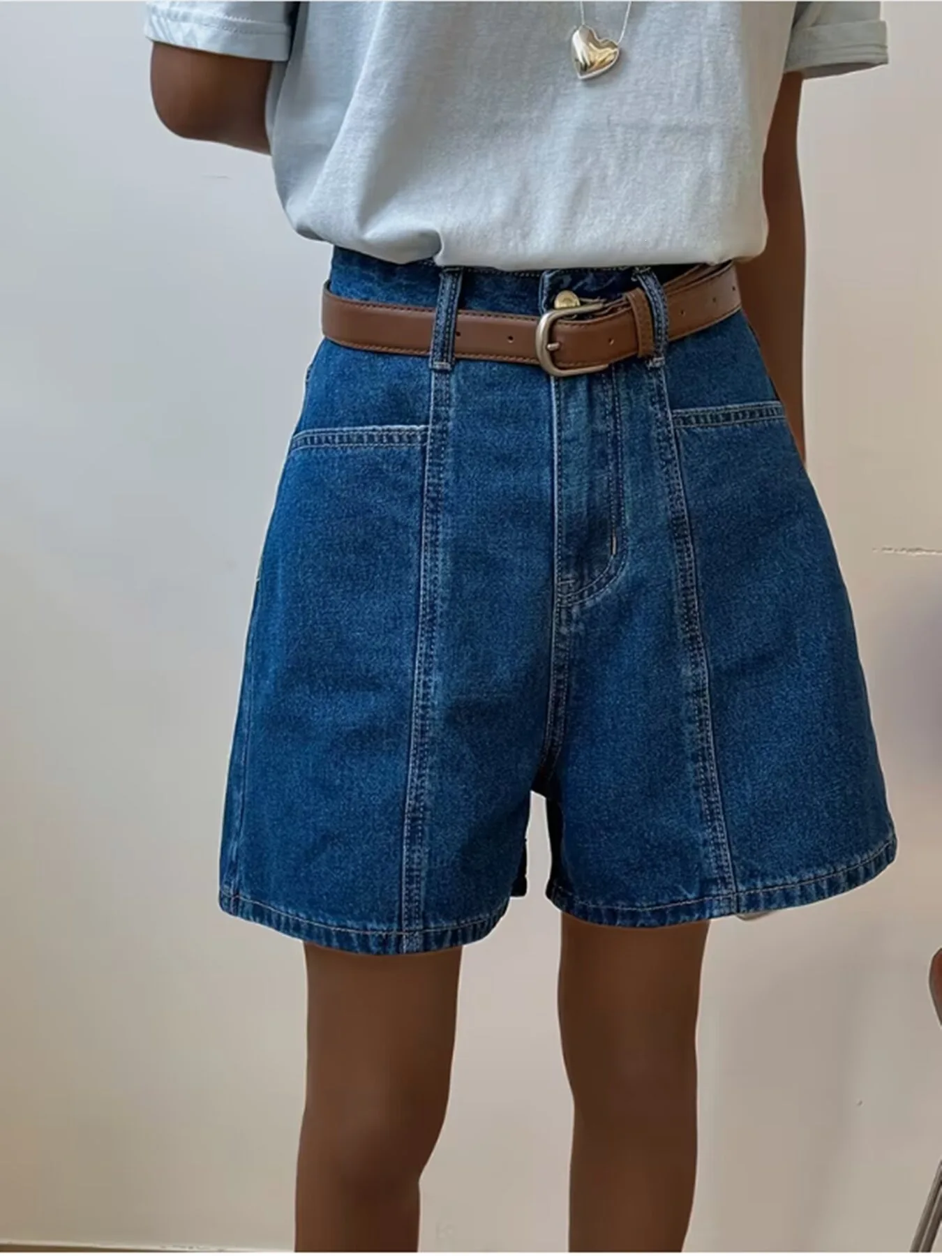 

Vintage High Waist Straight Denim Shorts Women Summer New Loose Versatile A-Line Wide Leg Shorts Fashion Pockets Casual Shorts