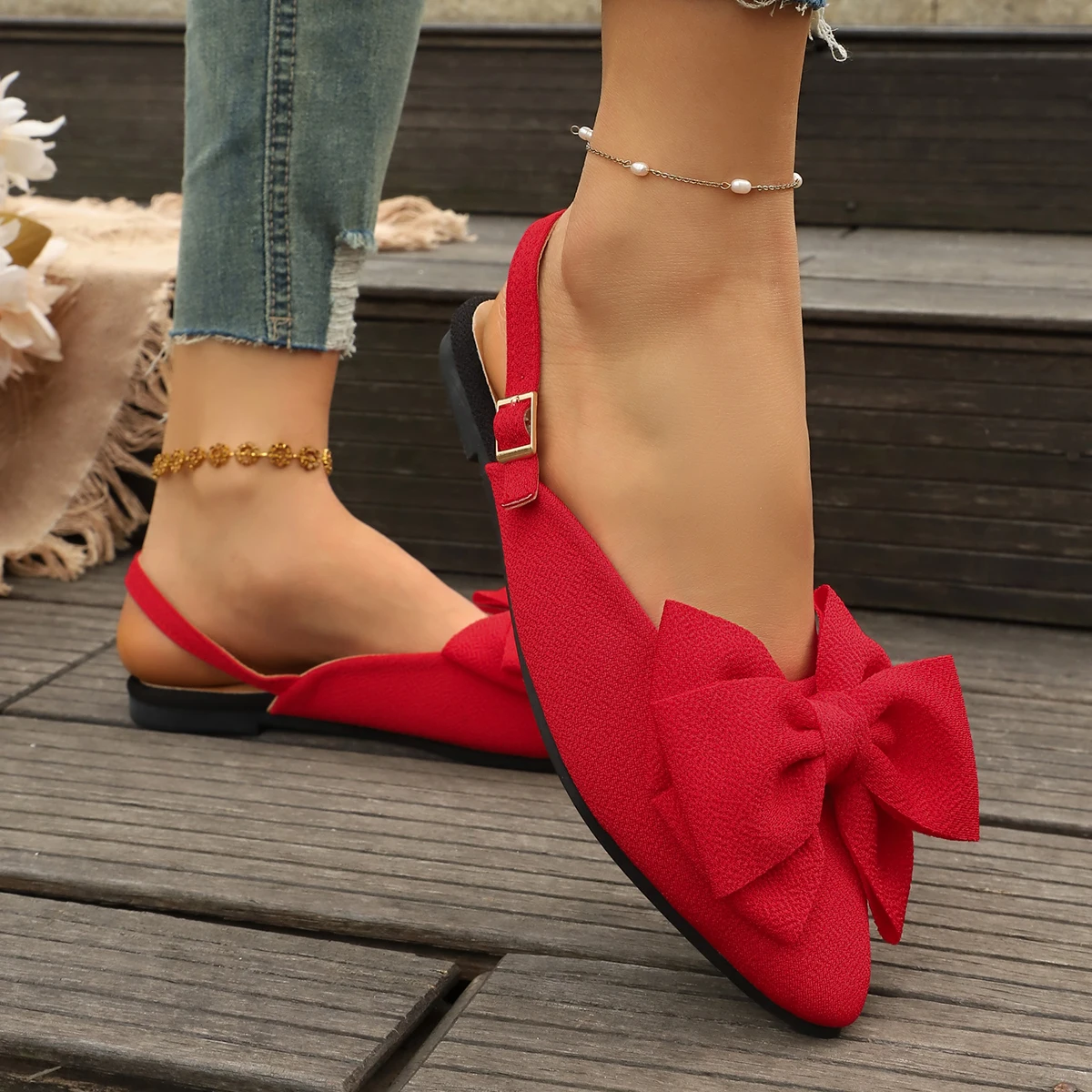 Elegante Slingback-Flats mit Schleife und spitzer Zehenpartie, leicht und vielseitig, ideal für Pendler, Dates und Wochenendveranstaltungen. – Detail 4