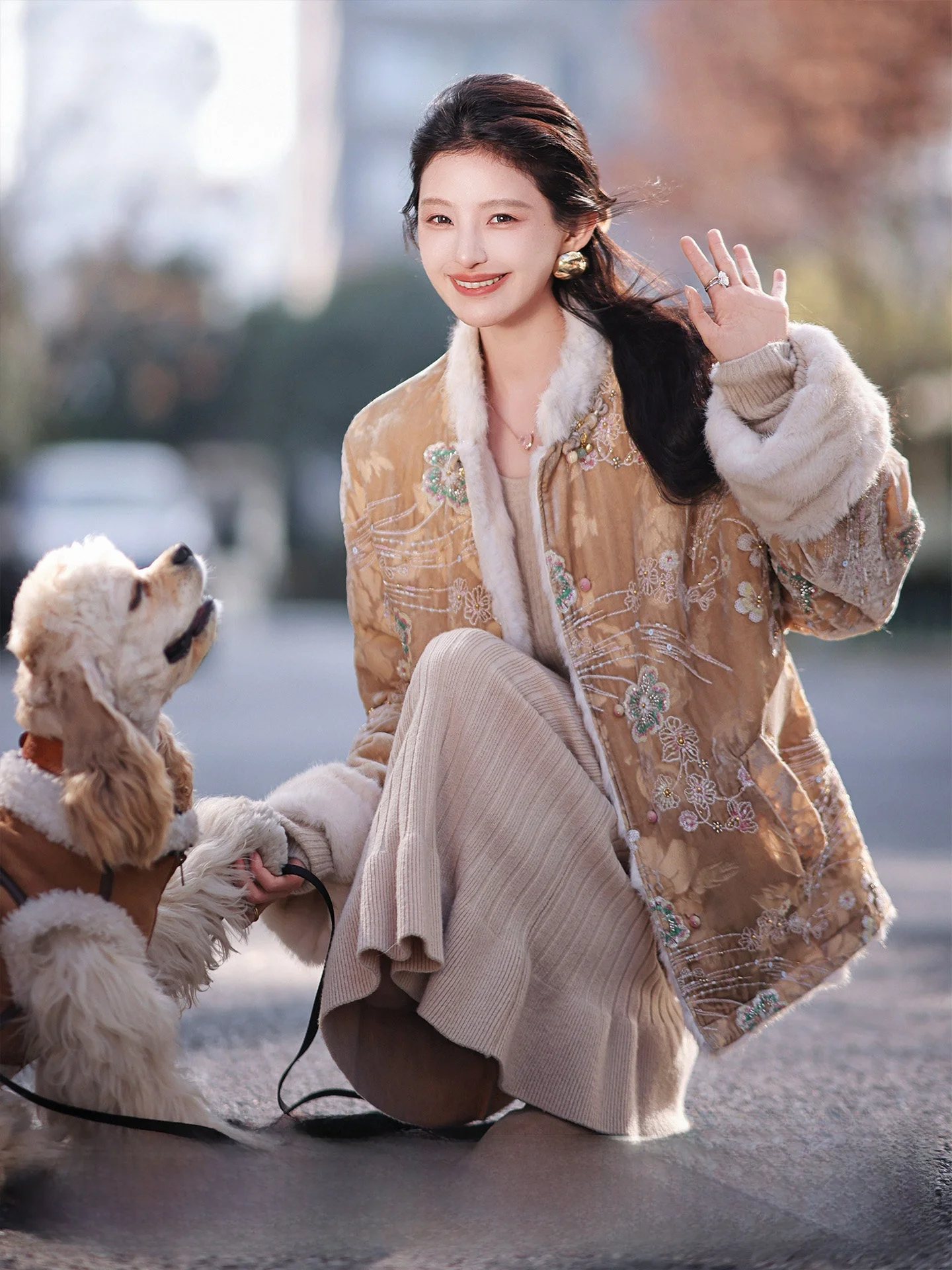 

Двусторонняя носимая куртка из гусиного пуха с вышивкой, бархатный жилет из ткани под змеиную кожу, серия Zha Daxi Golden Branch And Jade Le